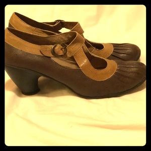 Fly London women’s Sally pump